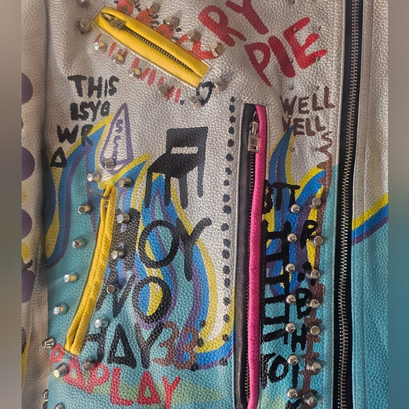 Azalea Wang Phoenix Moto Jacket Studded Graffiti Painted Cropped  Silver, Small - Picture 7 of 15